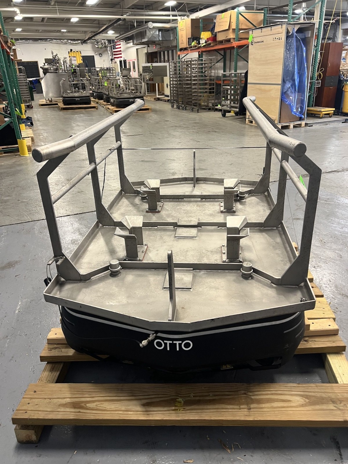 OTTO 1500 Autonomous Mobile Robot with Charger photo 2